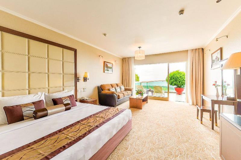 Sea Links Beach Hotel image