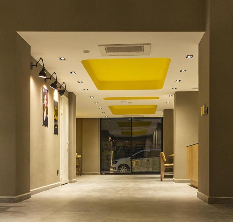 Sun Suit Hotel image