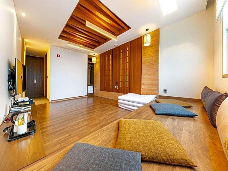 Yeosu Stay Hotel image