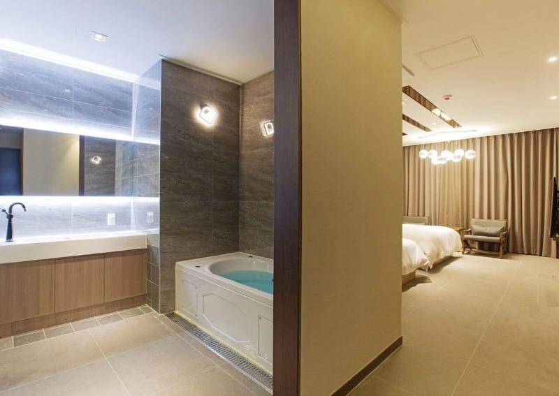 Yeosu Stay Hotel image