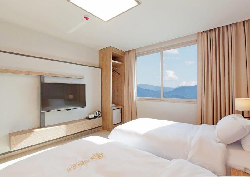 Yeosu Stay Hotel image