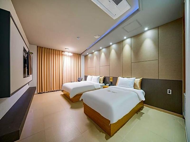 Yeosu Stay Hotel image