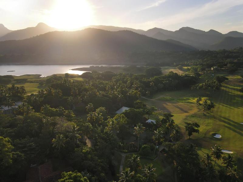 Victoria Golf And Country Resort image