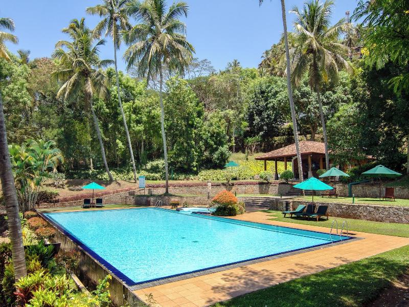 Victoria Golf And Country Resort image