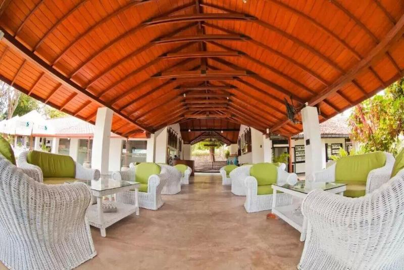 Victoria Golf And Country Resort image