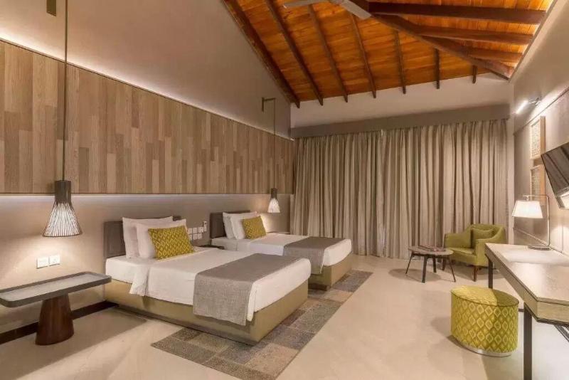 Victoria Golf And Country Resort image