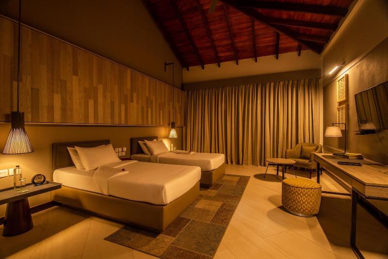 Victoria Golf And Country Resort image