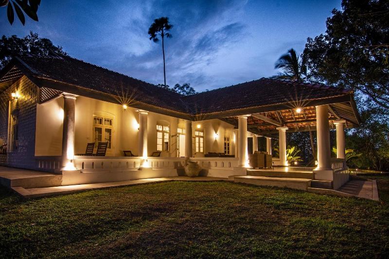 Victoria Golf And Country Resort image