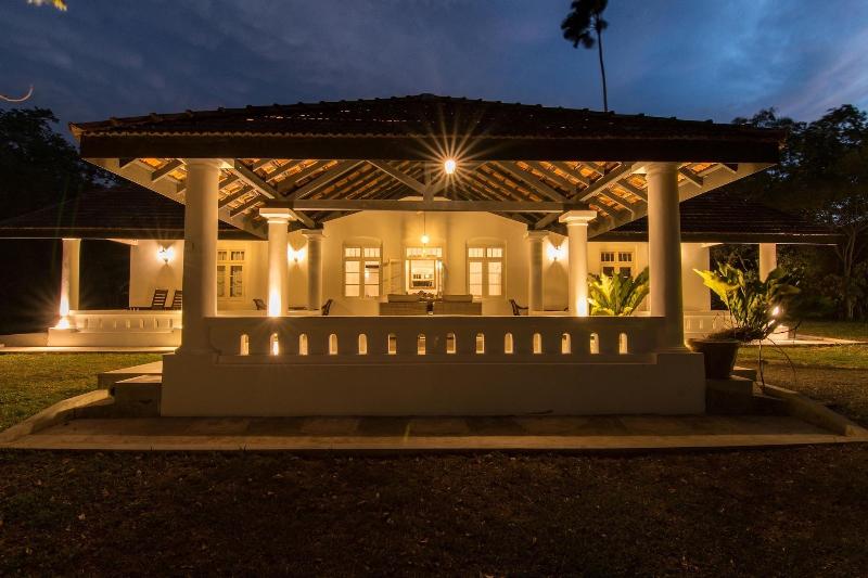 Victoria Golf And Country Resort image