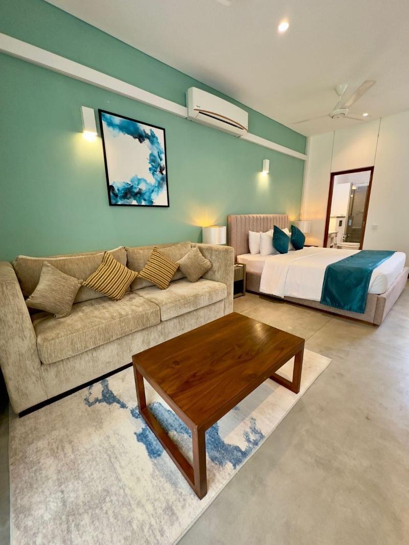 Victoria Golf And Country Resort image