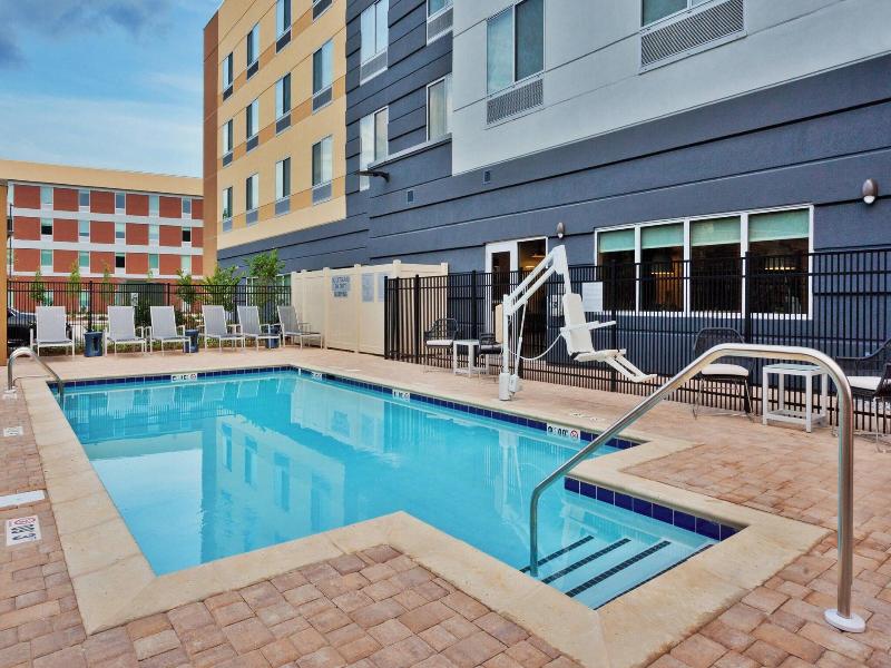 Fairfield Inn & Suites by Marriott Birmingham Colo