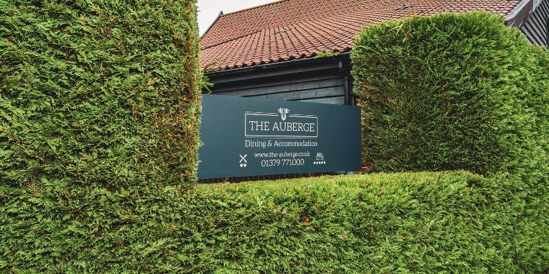 Bull Auberge image
