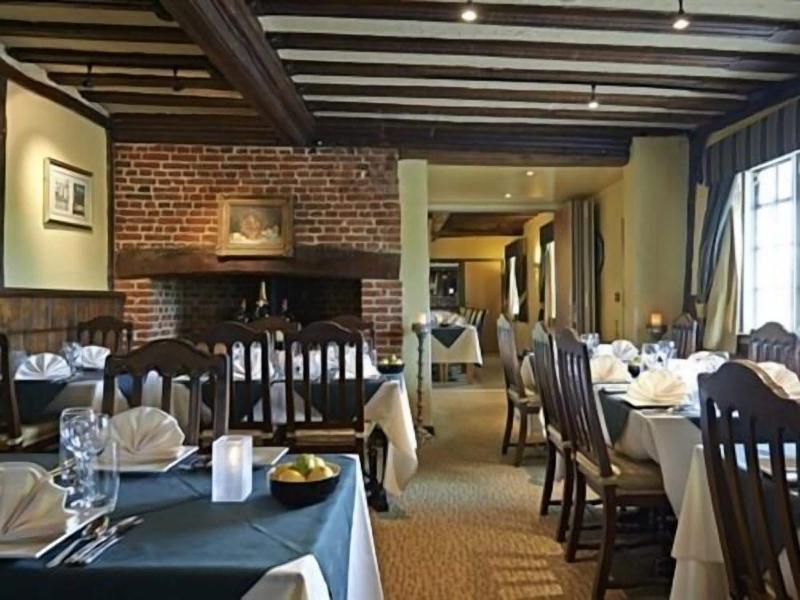 Bull Auberge image