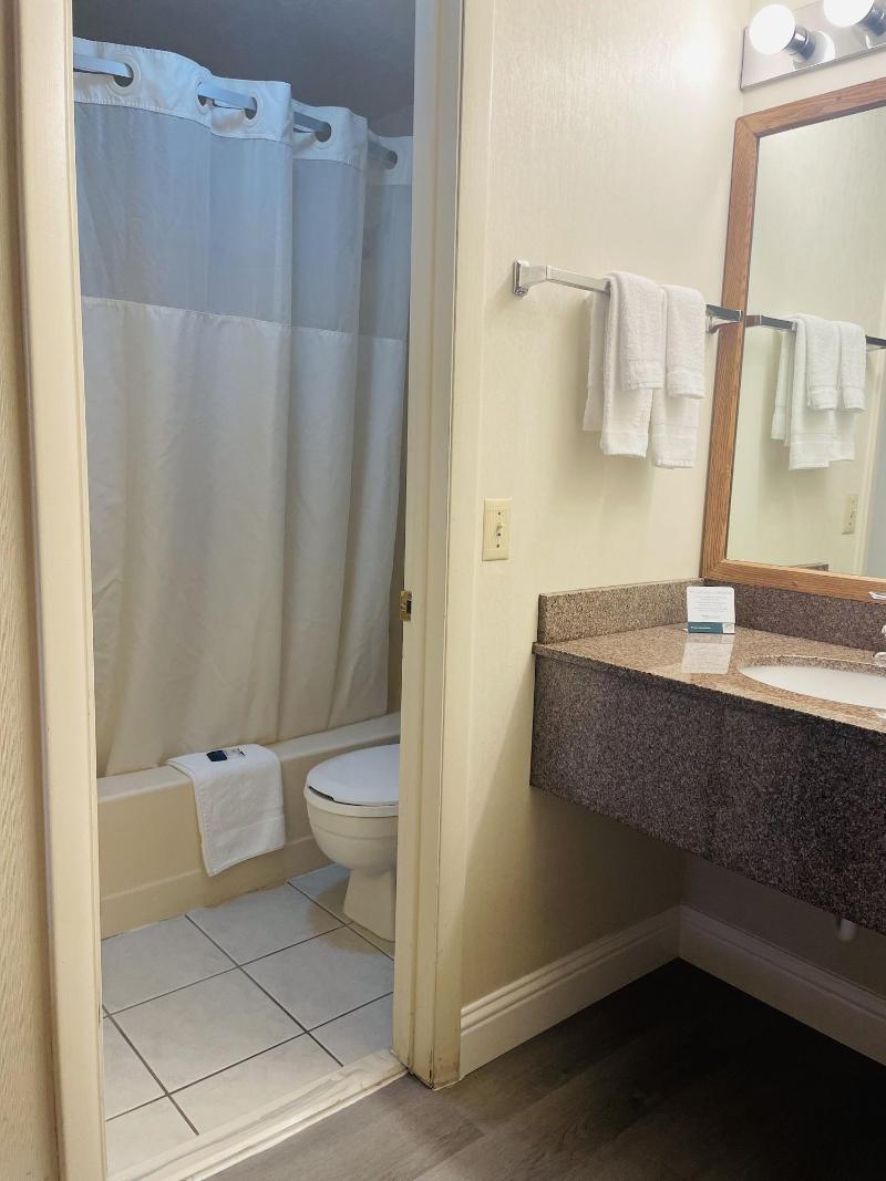 Dynamic By Hotel Inn image