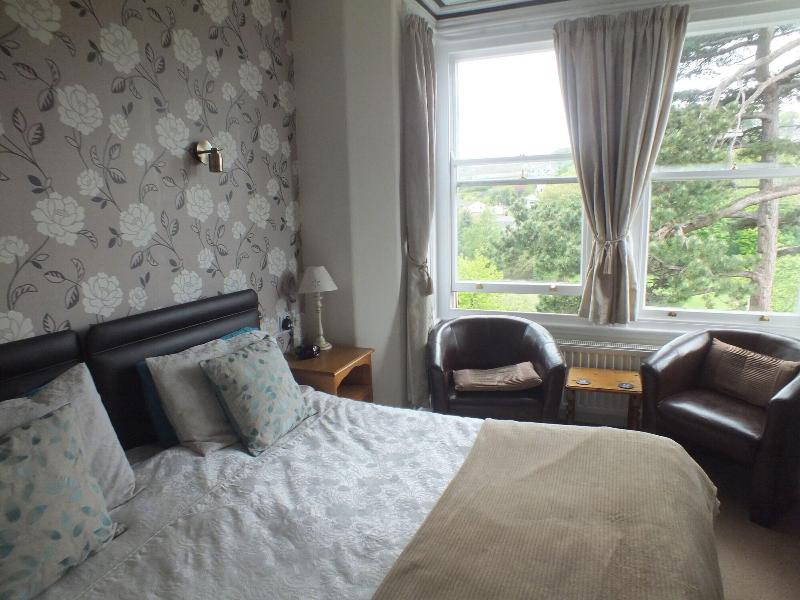 Glan Heulog Guest House image