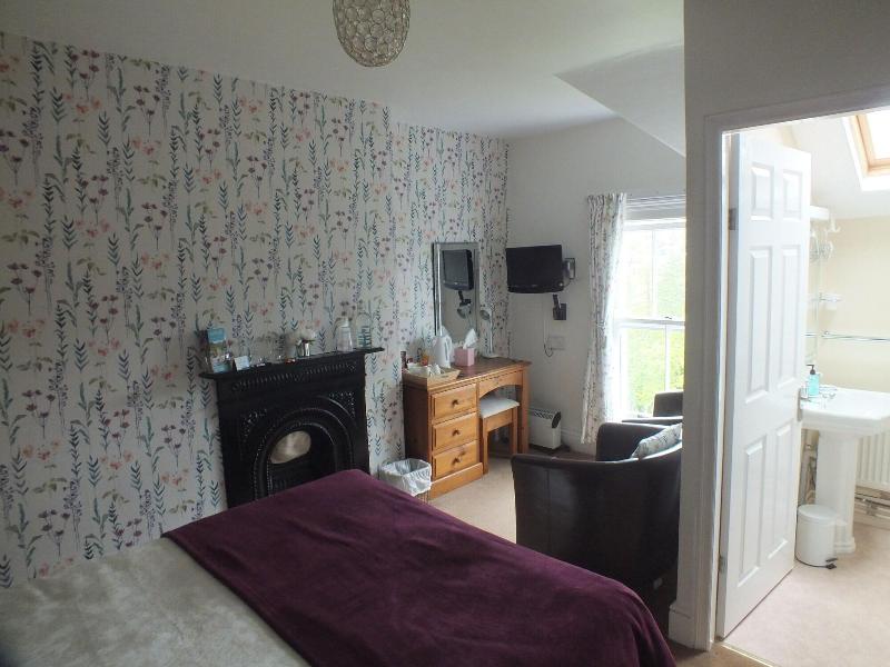Glan Heulog Guest House image