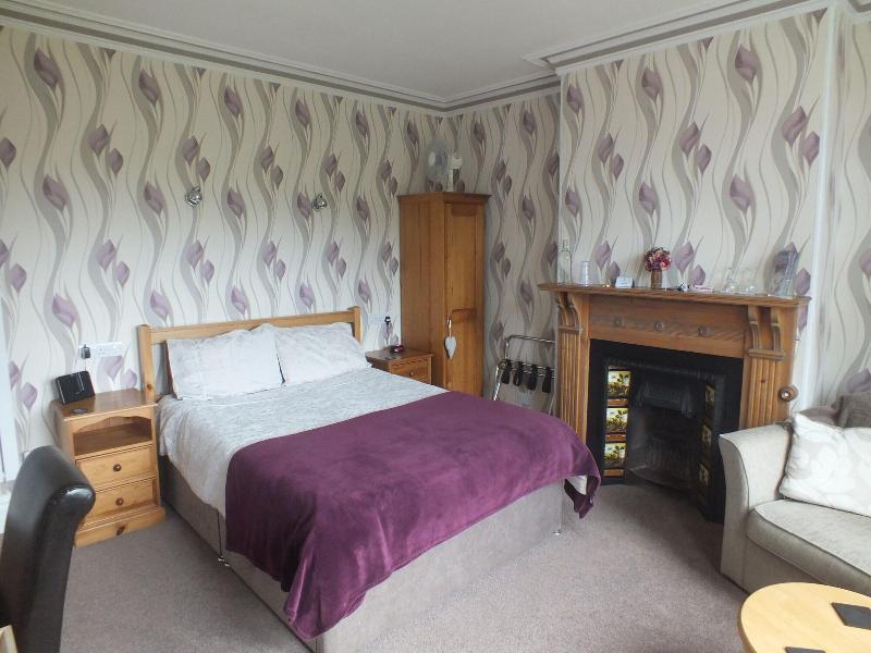 Glan Heulog Guest House image
