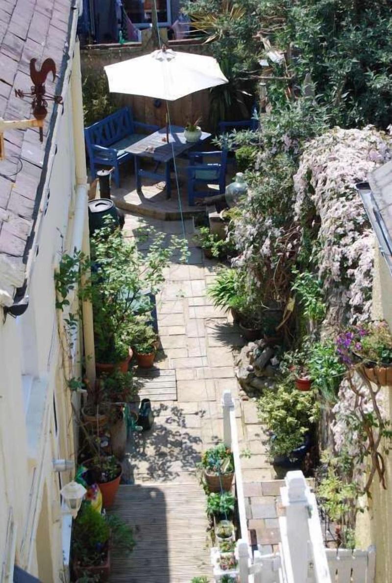 No9 Guest House image