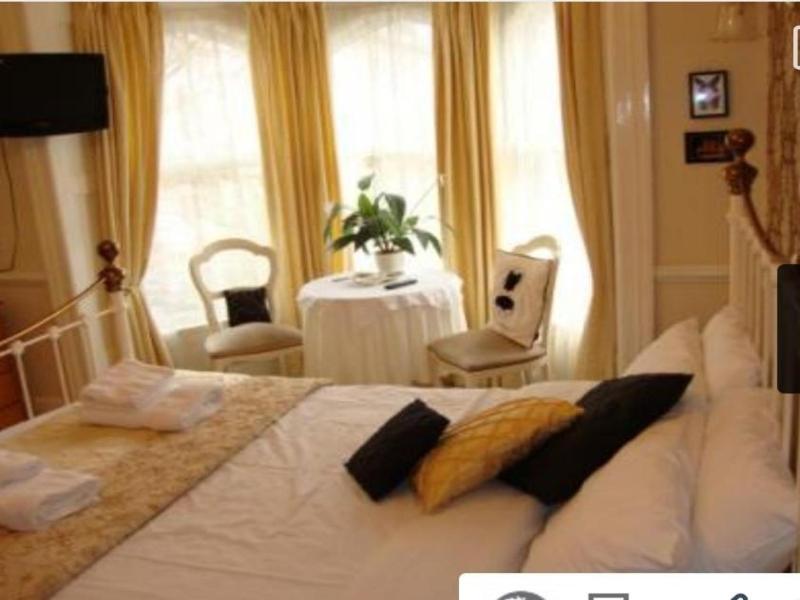 No9 Guest House image