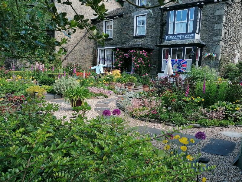 Puddle Duck Lodge image
