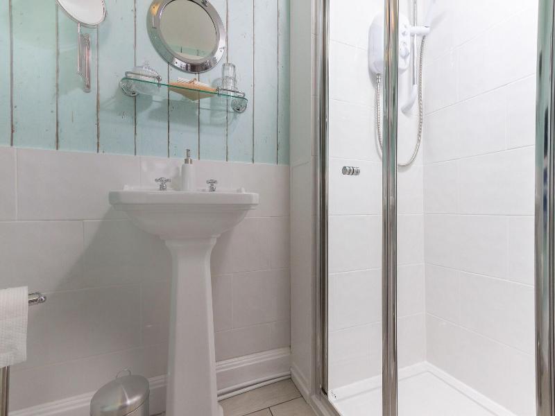 Puddle Duck Lodge image