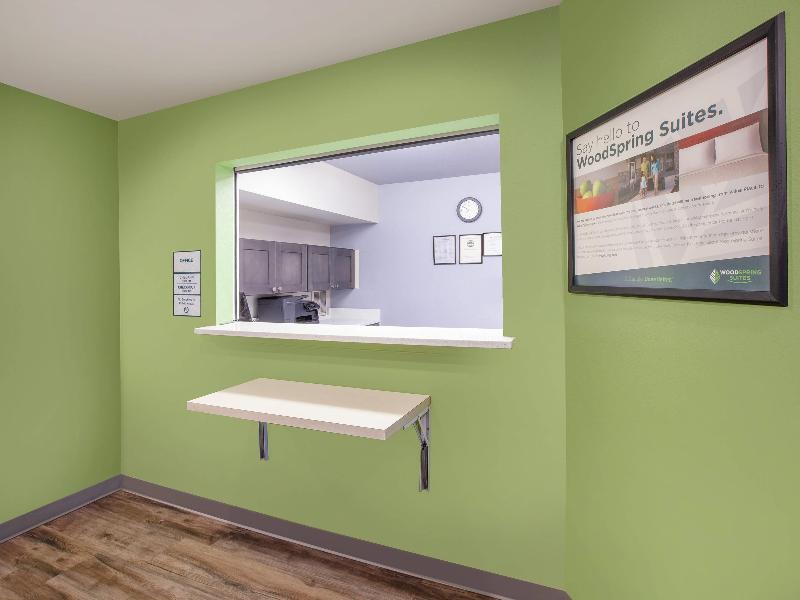WoodSpring Suites San Antonio North Live Oak I-35 image