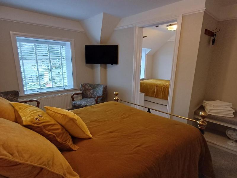 South View Guest House image
