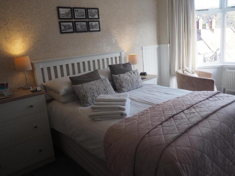 South View Guest House image