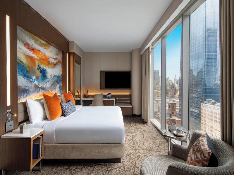 Courtyard by Marriott New York Manhattan/Midtown W image