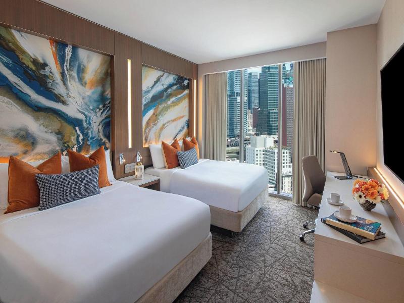 Courtyard by Marriott New York Manhattan/Midtown W image