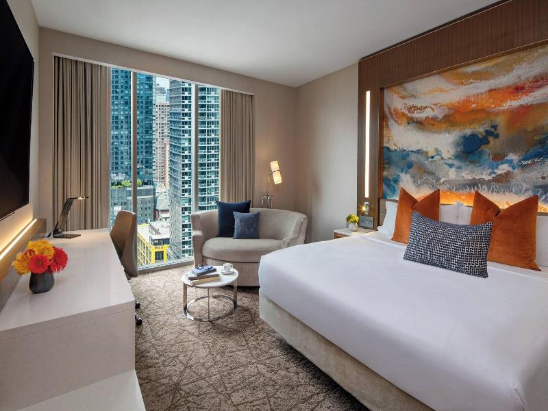 Courtyard by Marriott New York Manhattan/Midtown W image