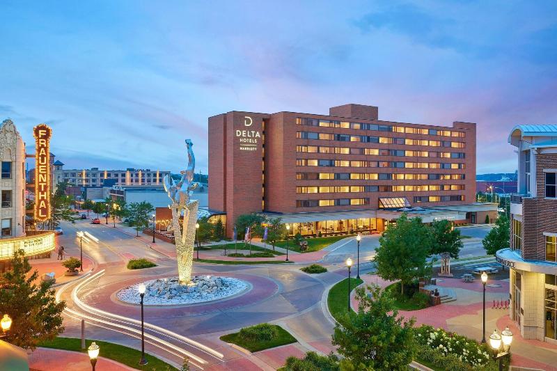 Delta Hotels By Marriott Muskegon Lakeshore Conven image