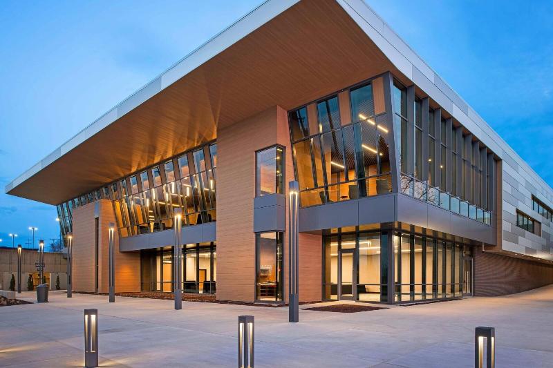 Delta Hotels By Marriott Muskegon Lakeshore Conven image