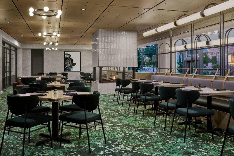 Delta Hotels By Marriott Muskegon Lakeshore Conven image