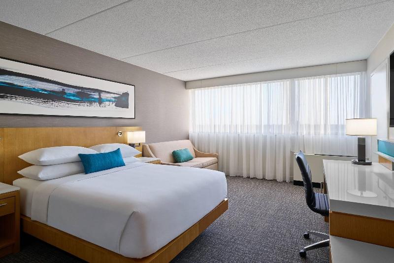 Delta Hotels By Marriott Muskegon Lakeshore Conven image
