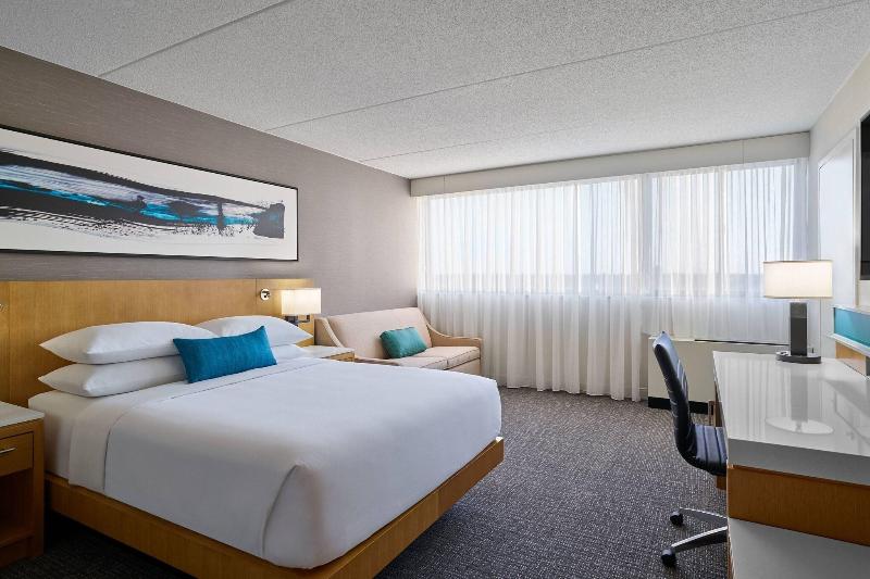 Delta Hotels By Marriott Muskegon Lakeshore Conven image