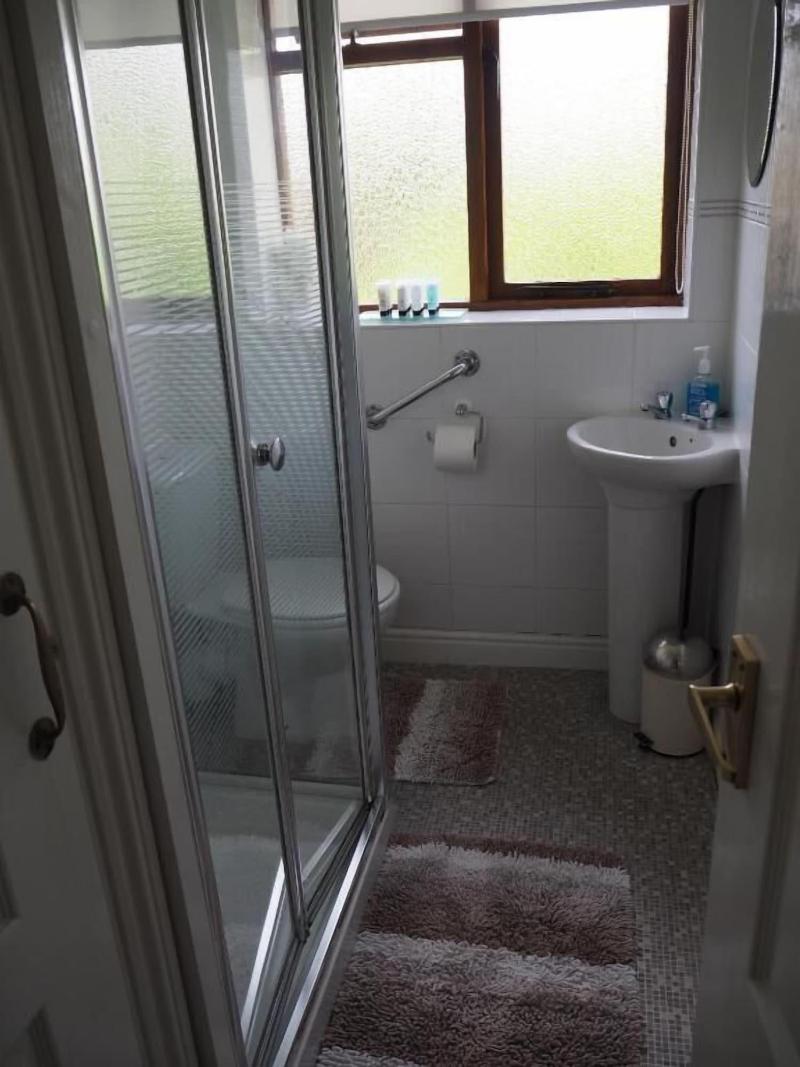 High Hedges Guest House image