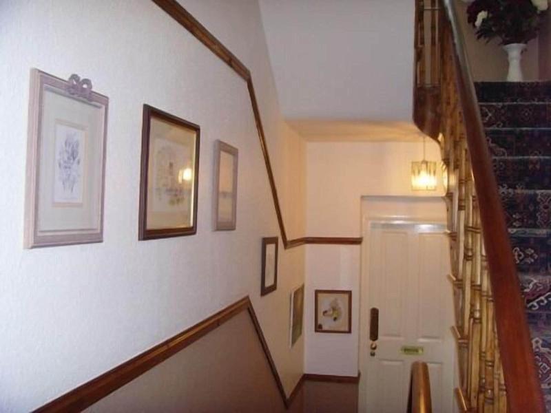 Ellie's Guest House image