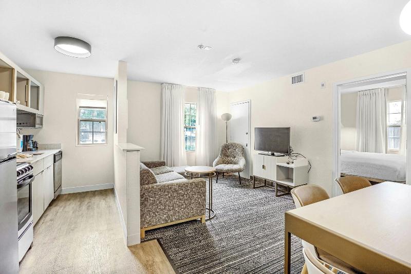 Towneplace Suites By Marriott Mobile image