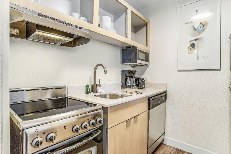Towneplace Suites By Marriott Mobile image