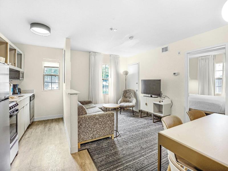 Towneplace Suites By Marriott Mobile image