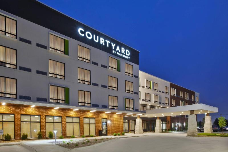 Courtyard by Marriott St. Joseph Benton Harbor image
