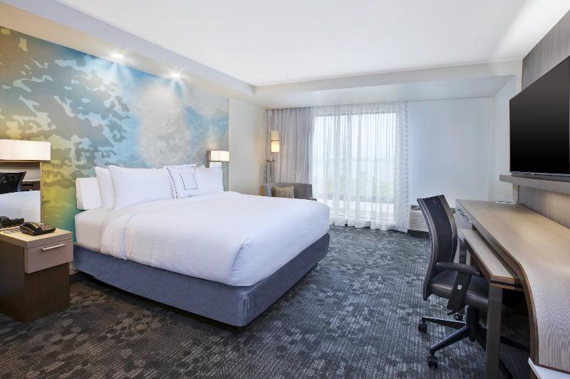 Courtyard by Marriott St. Joseph Benton Harbor image