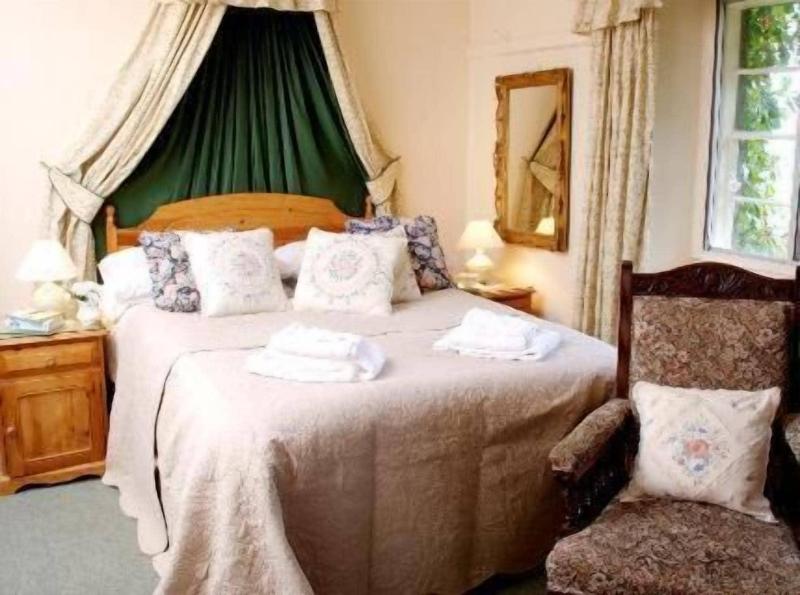 Toghill House Farm image