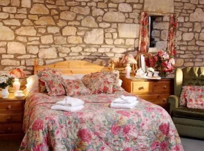 Toghill House Farm image