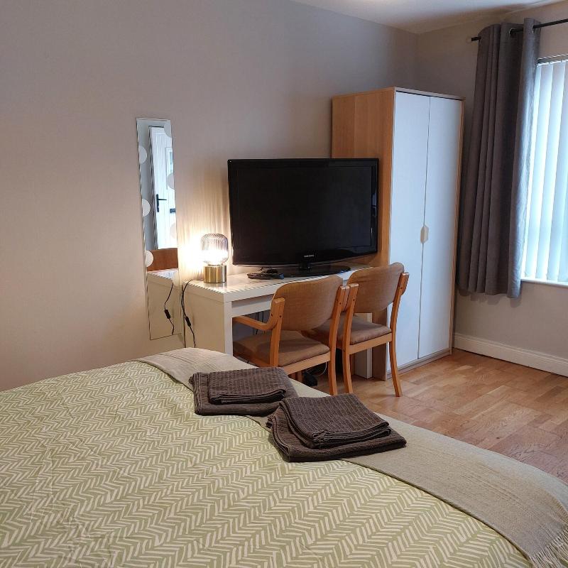 Lawnbrook Town Guest House image