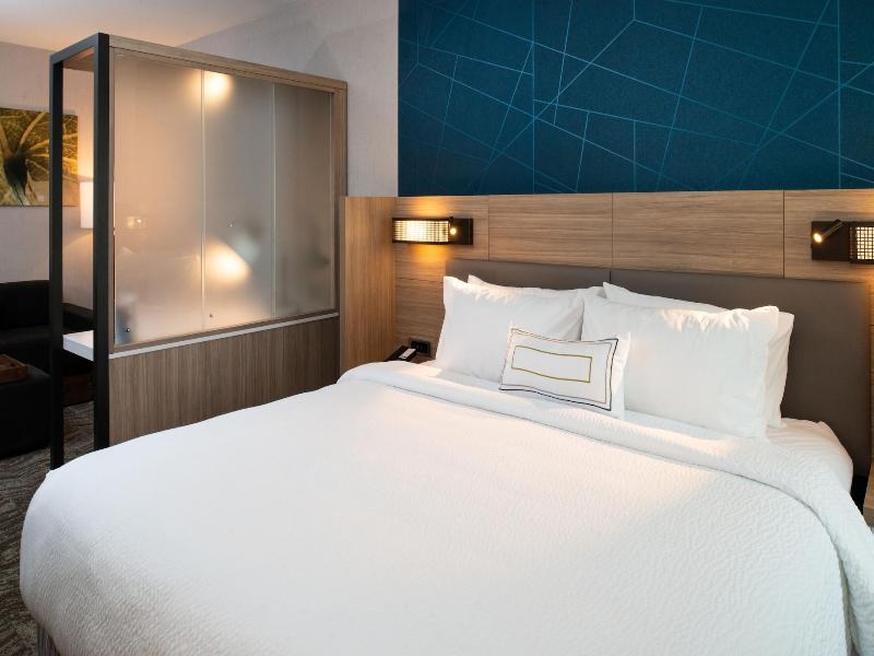 Springhill Suites By Marriott Elizabethtown image