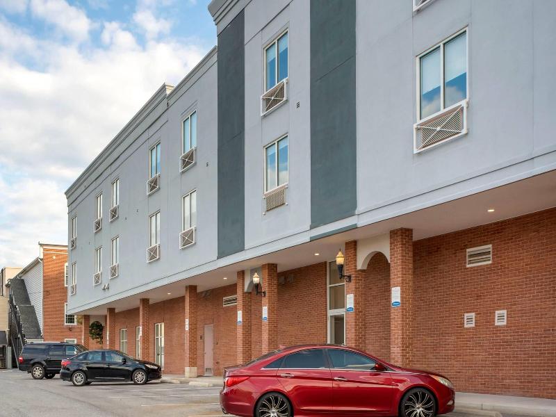 Executive Inn & Suites Park Avenue