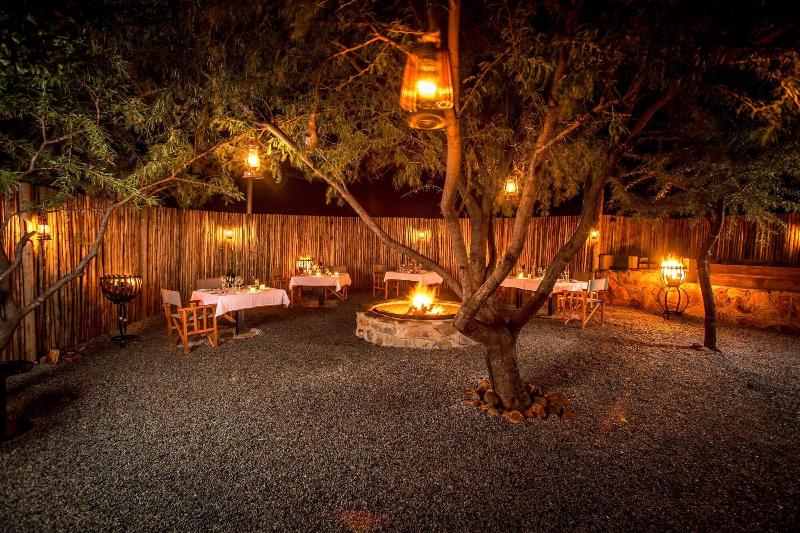 Umzolozolo Private Safari Lodge