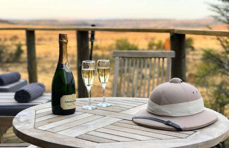 Nambiti Plains Private Game Lodge